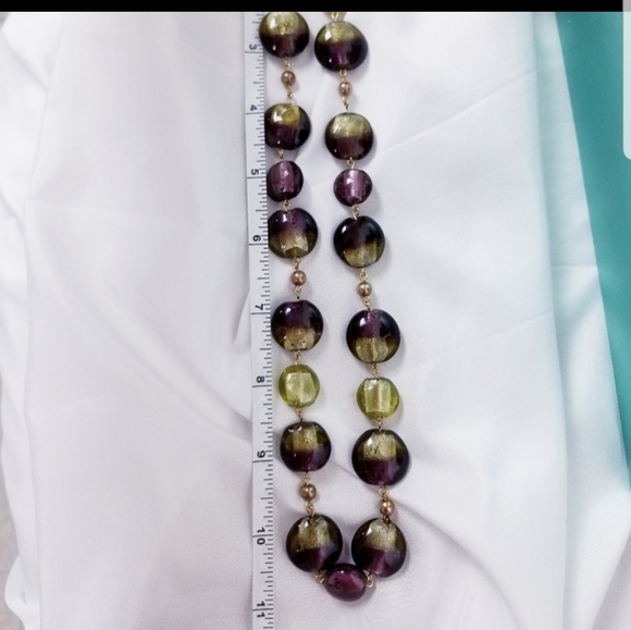 Vintage Glass Foiled Gold-tone Beads Necklace - Picture 5 of 5